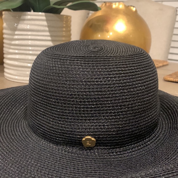 Eric Javits Black Beach Hat - Picture 2 of 4